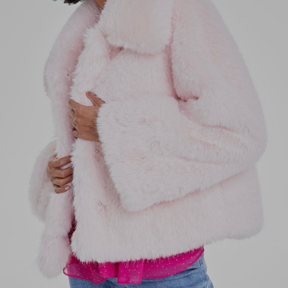 On 34th Light Pink Faux Fur Woman’s